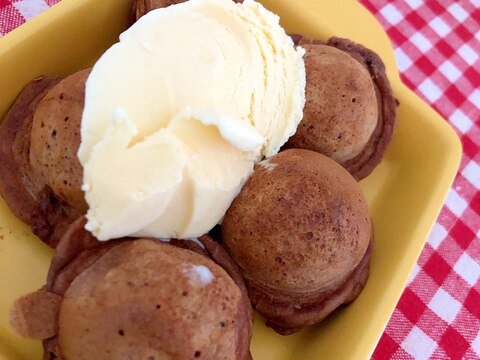 たこ焼き器で！ココアのベビーカステラのアイスのせ☆